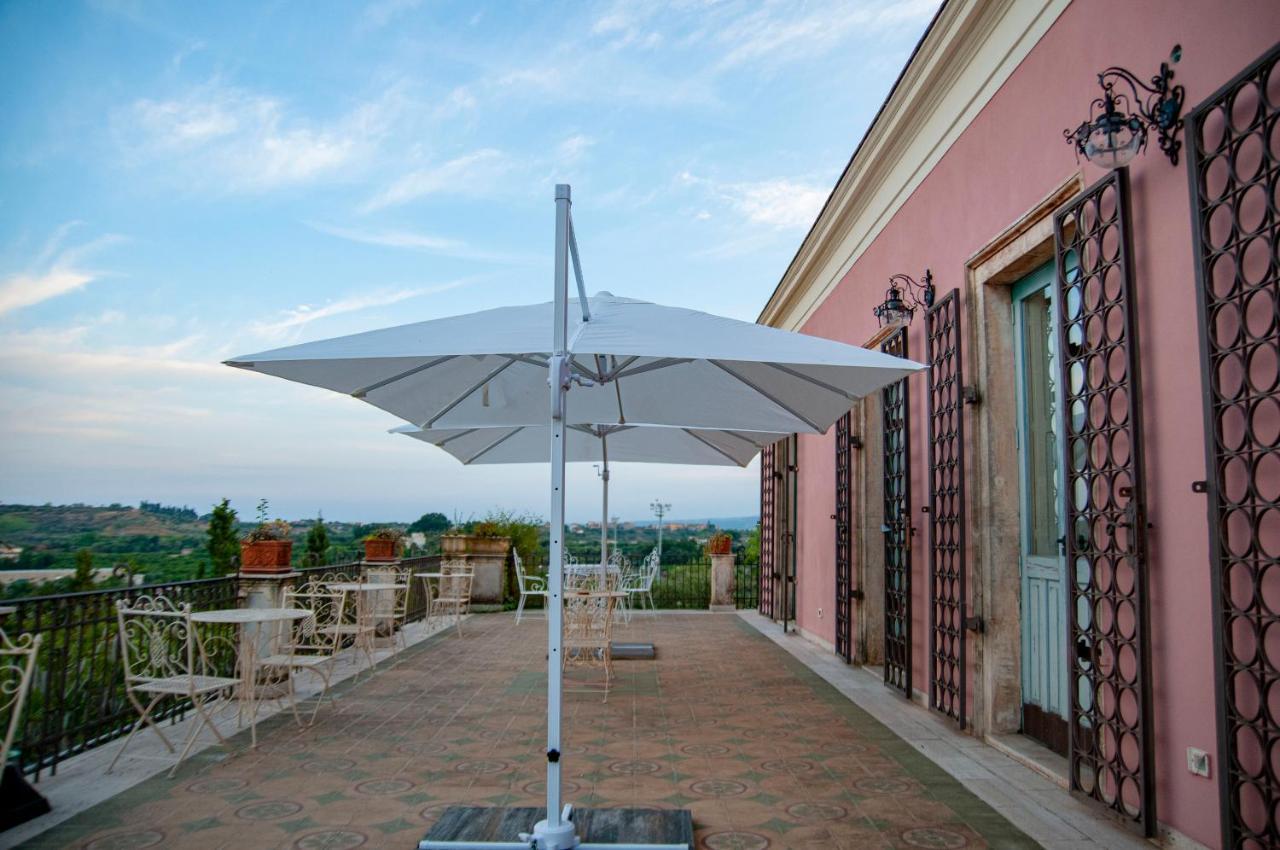Antico Borgo Etneo Country Hotel カラタビアーノ エクステリア 写真