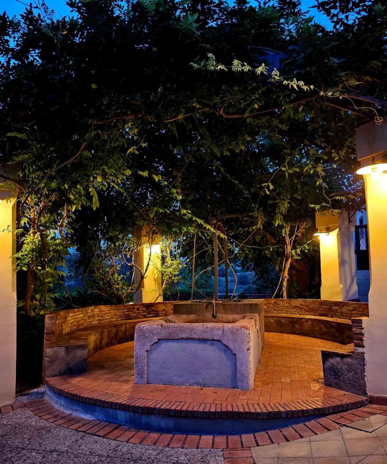 Antico Borgo Etneo Country Hotel カラタビアーノ エクステリア 写真