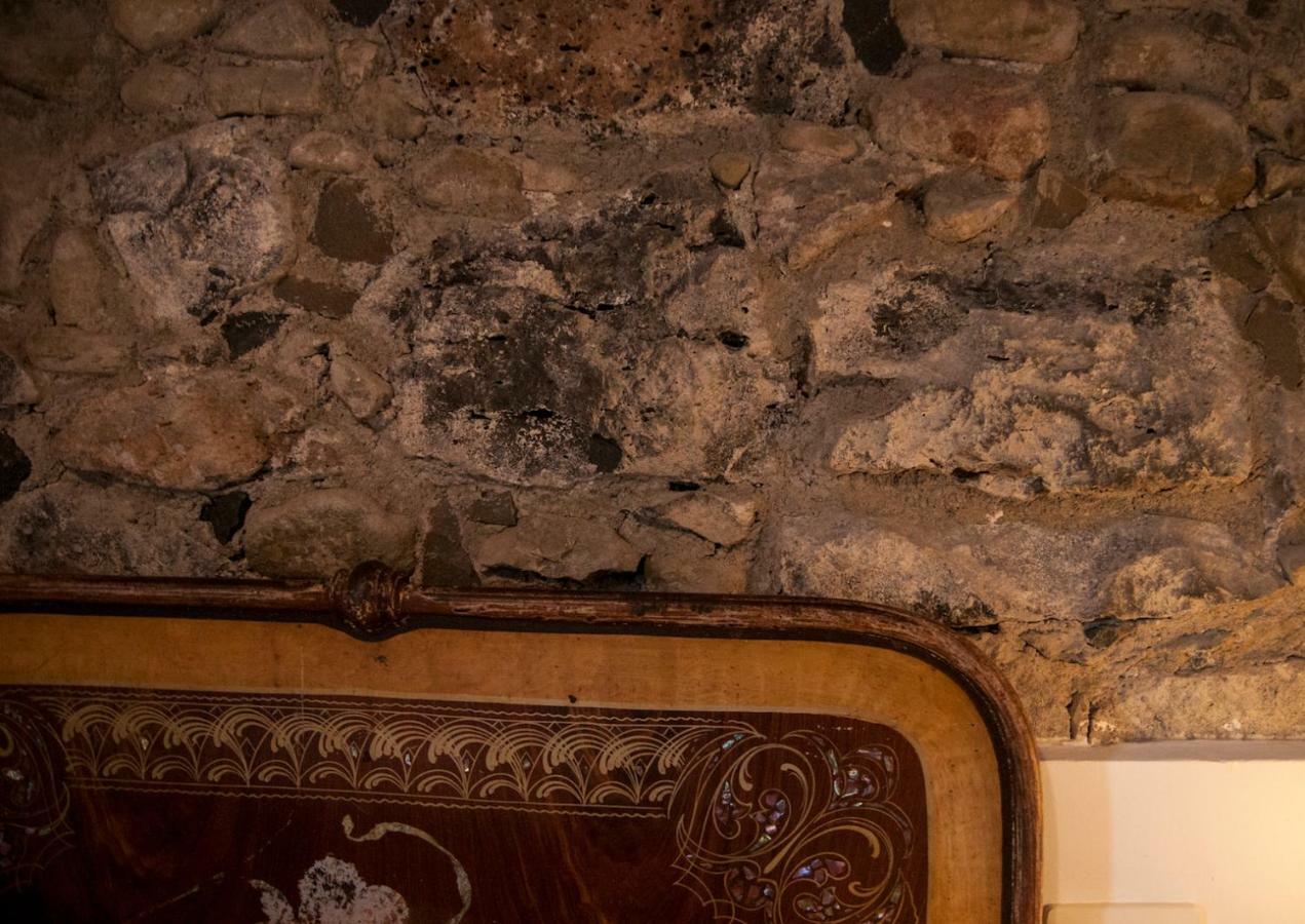 Antico Borgo Etneo Country Hotel カラタビアーノ エクステリア 写真